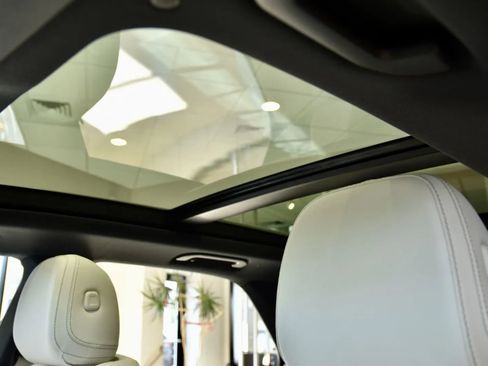 Used 2024 Mercedes-Benz GLE 350 4MATIC image 19