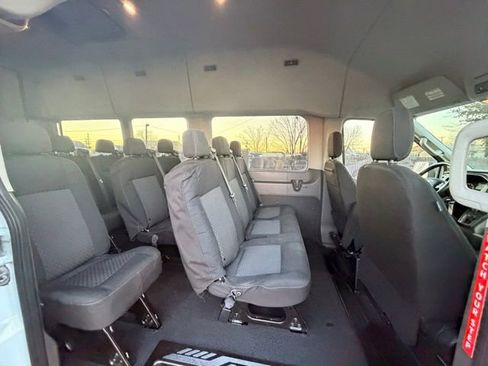 Used 2023 Ford Transit 350 XL image 9
