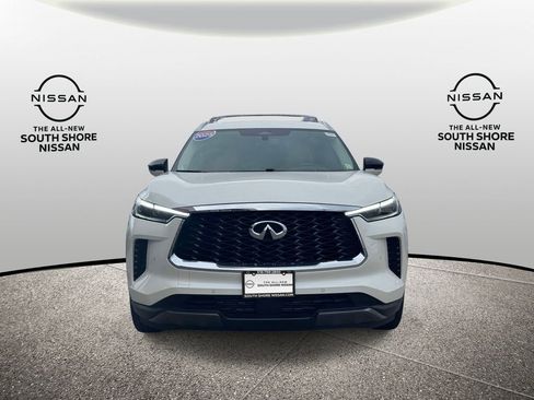 Used 2025 INFINITI QX60 Sensory AWD/4WD image 2