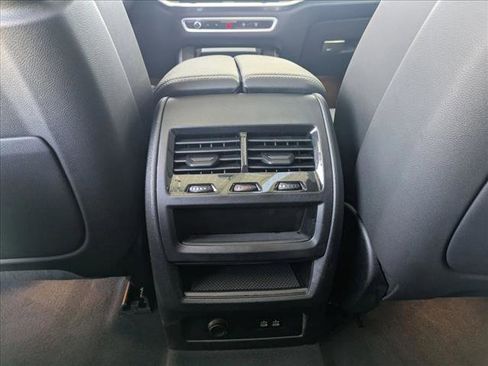 Certified 2024 BMW X5 sDrive40i w/ Premium Package image 19