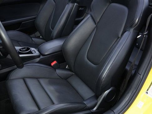 Used 2021 Porsche 911 Carrera RWD image 9