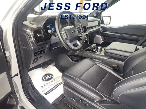 Used 2025 Ford F150 Lariat w/ Equipment Group 502A High image 5