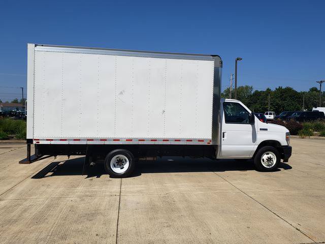 Used 2021 Ford E-350 and Econoline 350 Super Duty w/ Power Windows & Locks Group RWD image 5