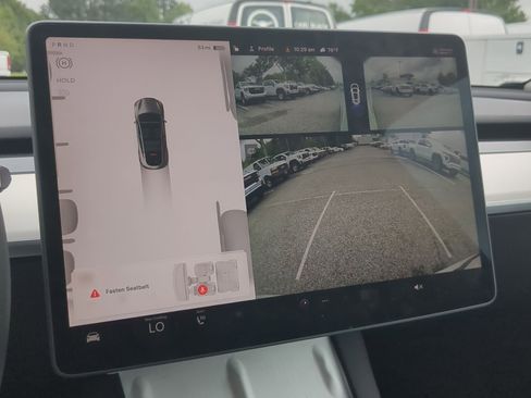 Used 2023 Tesla Model Y 2WD image 15
