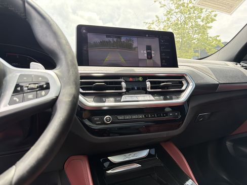 Used 2024 BMW X4 xDrive30i w/ M Sport Package AWD/4WD image 22
