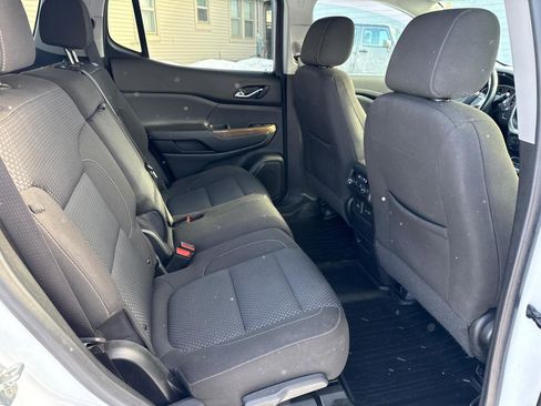 Used 2020 GMC Acadia SLE w/ Driver Convenience Package image 11