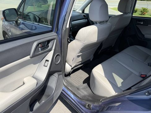 Used 2016 Subaru Forester 2.5i Limited image 14