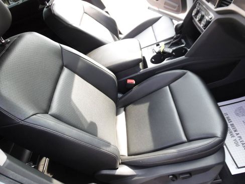 Used 2019 Volkswagen Atlas SEL FWD image 27
