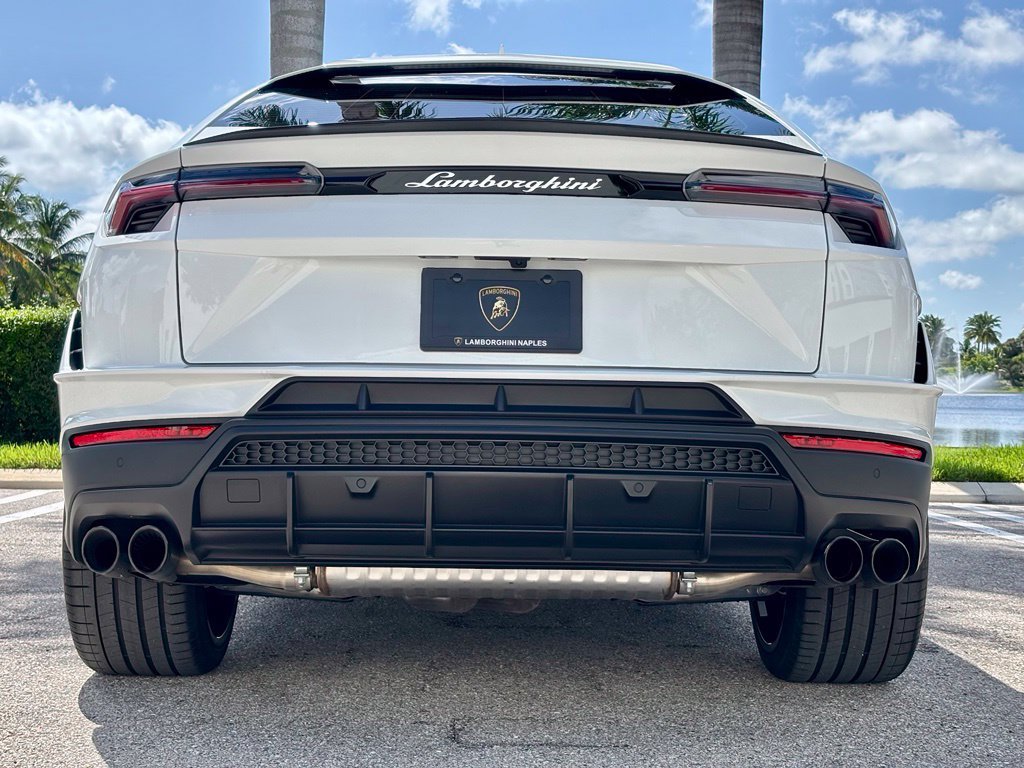 Used 2024 Lamborghini Urus S AWD/4WD image 8