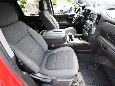 Used 2021 Chevrolet Silverado 1500 LT Trail Boss AWD/4WD image 17