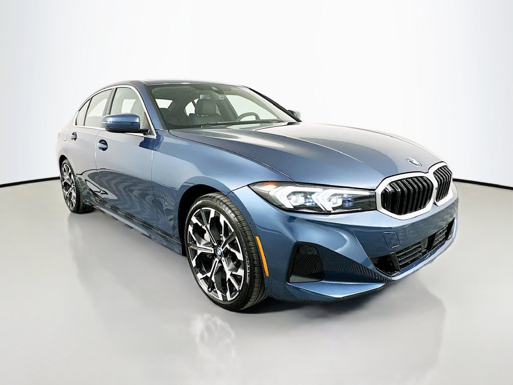 Used 2026 BMW 330i Sedan w/ Premium Package RWD image 3