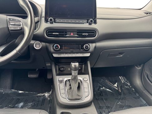 Certified 2023 Hyundai Kona Limited image 11