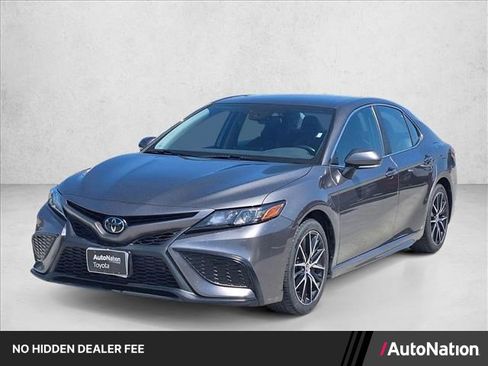 Certified 2024 Toyota Camry SE FWD image 1