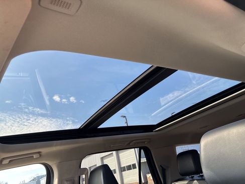 Used 2023 Ford Expedition XLT image 32