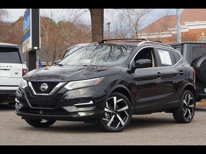 Used 2022 Nissan Rogue Sport SL w/ Premium Package