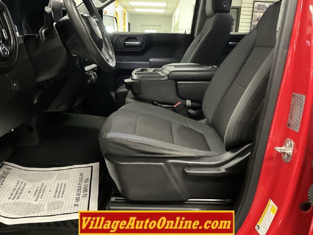 Used 2019 Chevrolet Silverado 1500 Custom Trail Boss w/ Custom Convenience Package AWD/4WD image 13