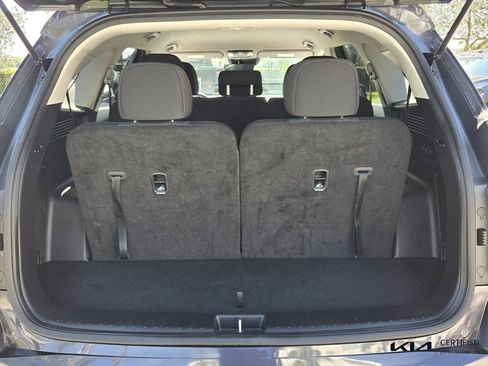 Certified 2025 Kia Sorento LX image 15
