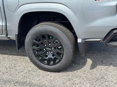 New 2026 Chevrolet Colorado W/T w/ WT Custom Package