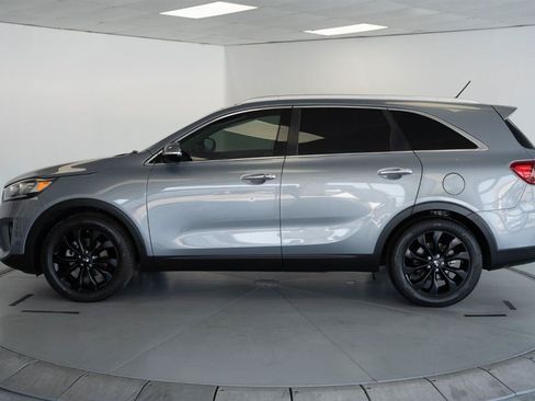 Used 2020 Kia Sorento EX FWD image 4