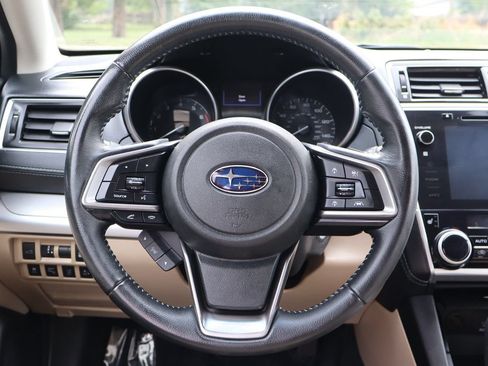 Used 2018 Subaru Outback 2.5i Premium AWD/4WD image 18