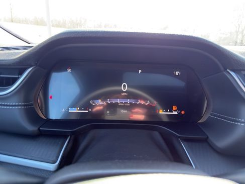New 2025 Jeep Grand Cherokee Altitude AWD/4WD image 15