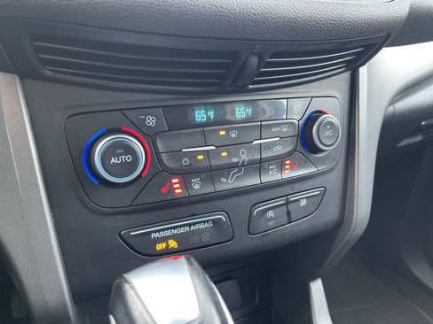 Used 2019 Ford Escape SEL AWD/4WD image 19