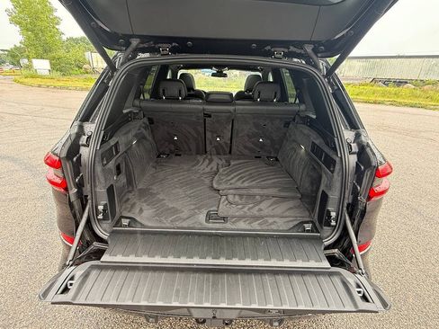 Used 2021 BMW X5 xDrive40i w/ M Sport Package AWD/4WD image 14