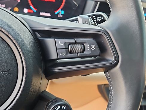 Certified 2024 Porsche Cayenne AWD/4WD image 30