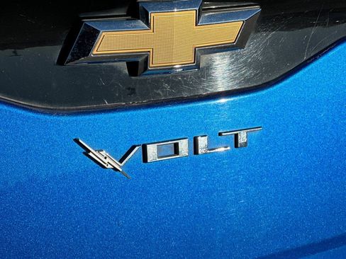 Used 2018 Chevrolet Volt LT w/ Comfort Package FWD image 31