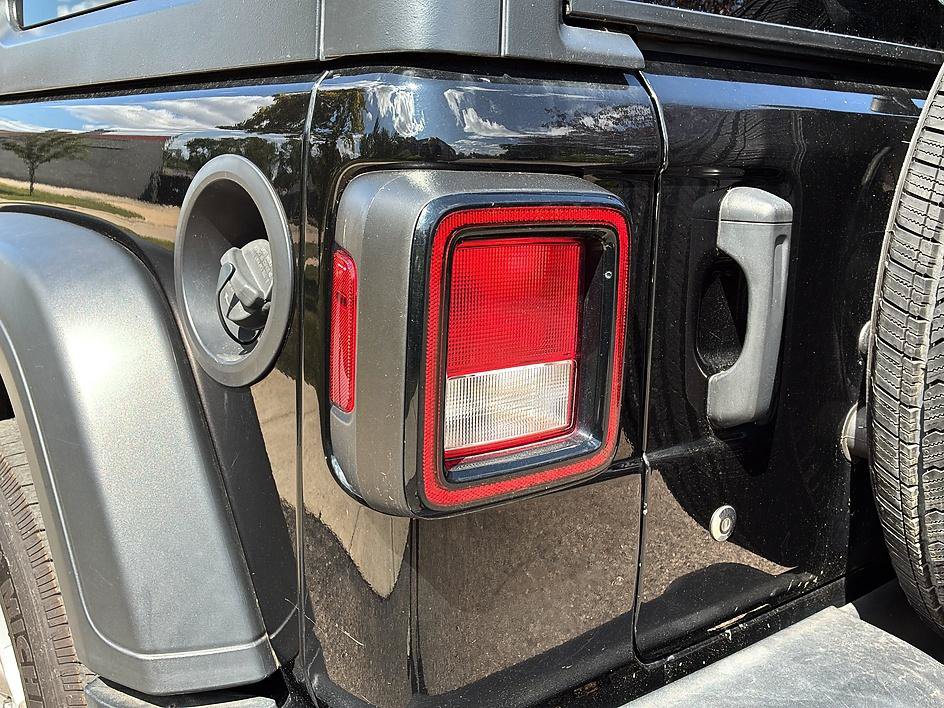 Used 2020 Jeep Wrangler Unlimited Sport S AWD/4WD image 13