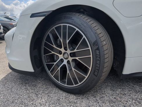 Used 2024 Porsche Taycan RWD image 34