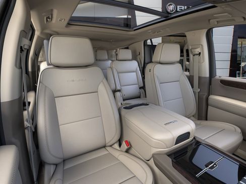 New 2026 GMC Yukon Denali image 16