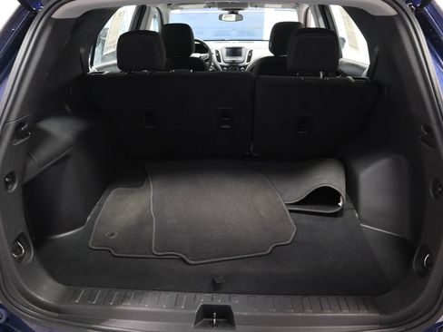 Used 2022 Chevrolet Equinox LS image 15