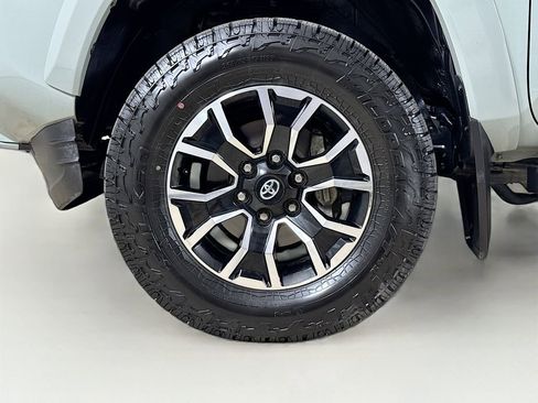 Certified 2023 Toyota Tacoma TRD Sport w/ Black Out Package (TMS) AWD/4WD image 25