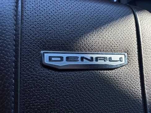 Used 2025 GMC Sierra 2500 Denali w/ Denali Reserve Package image 44