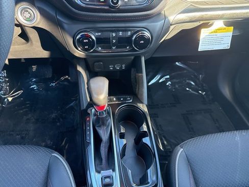 Certified 2023 Chevrolet TrailBlazer RS w/ Convenience Package image 24