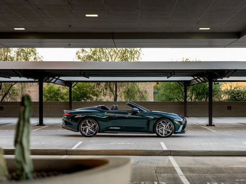Used 2022 Bentley Other Bentley Models image 9