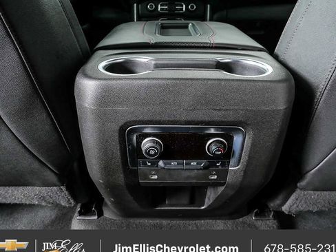 Used 2022 Chevrolet Suburban RST w/ Luxury Package image 19