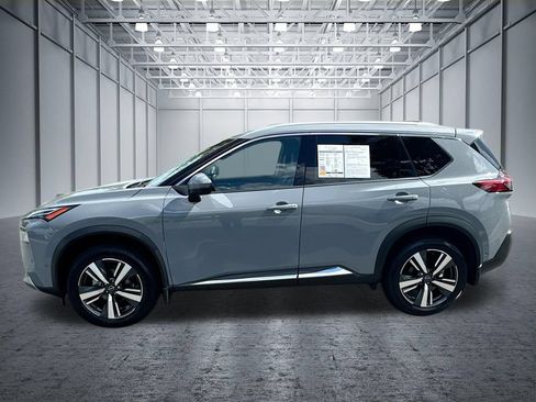 Certified 2023 Nissan Rogue Platinum w/ Platinum Premium Package AWD/4WD image 4
