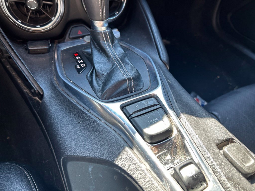 Used 2019 Chevrolet Camaro LT w/ Technology Package RWD image 16