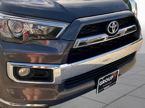 Used 2019 Toyota 4Runner Limited AWD/4WD image 30