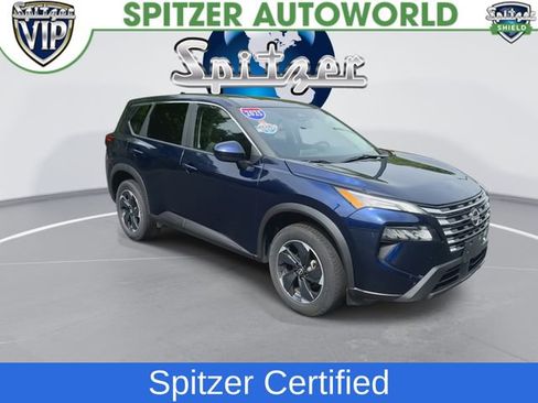 Used 2025 Nissan Rogue SV AWD/4WD image 2