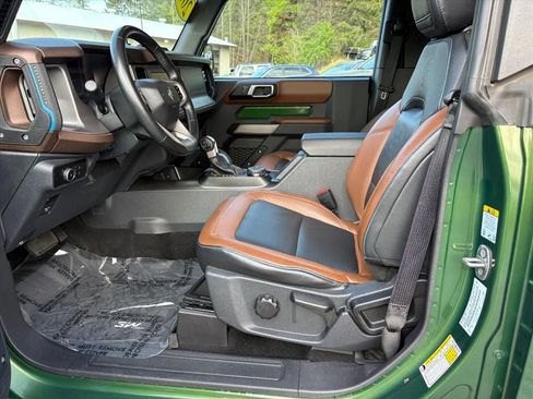 Used 2023 Ford Bronco Outer Banks AWD/4WD image 16