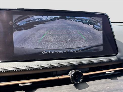 Used 2023 Nissan Ariya FWD image 16