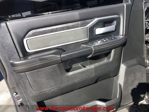 Used 2020 RAM 3500 Big Horn w/ Level 2 Equipment Group image 9