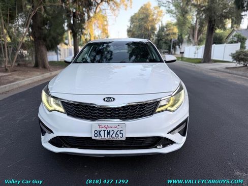 Used 2019 Kia Optima LX FWD image 2