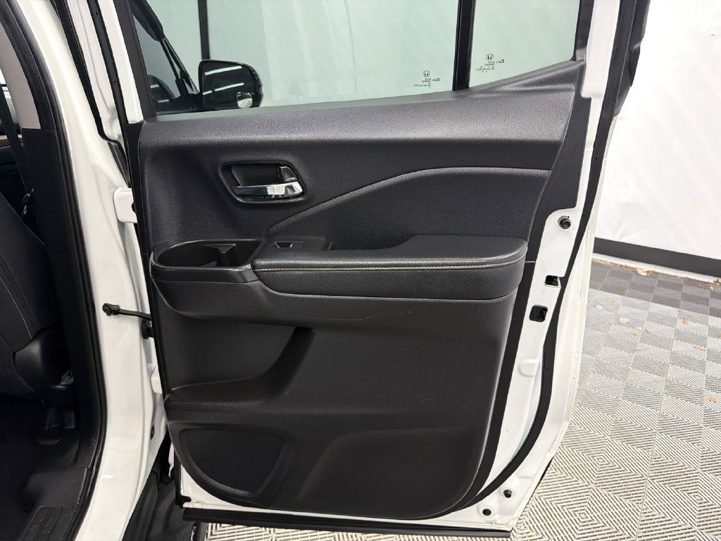 Used 2021 Honda Ridgeline Sport image 16