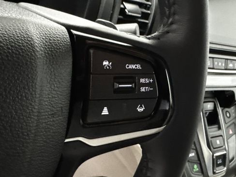 Used 2025 Honda Odyssey EX-L image 6