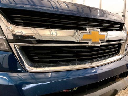 Used 2019 Chevrolet Colorado LT w/ LT Convenience Package AWD/4WD image 29