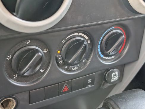 Used 2008 Jeep Wrangler Sahara w/ PWR Convenience Group AWD/4WD image 15